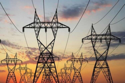 Elektrik kesintisi isyan ettirdi
