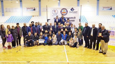 Masa tenisi turnuvası sona erdi