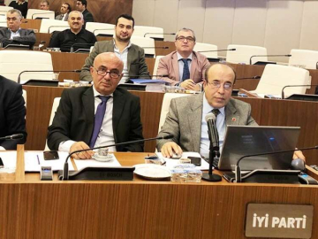 Tartışma büyükşehir’de de sürdü