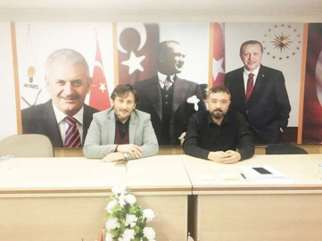 Ak Parti tanışma toplantısında buluştu