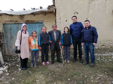 "Çınarlar Fidanlarla El Ele"