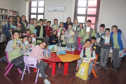 Cumhuriyet okulu kitap yuvasını ziyaret etti