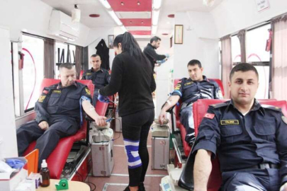 Jandarma’dan Kızılay’a kan desteği