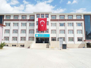 Kemer Ortaokulundan Çocuk Sanat Çalıştayı