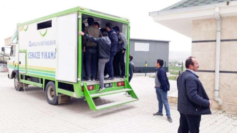 İmam Hatip öğrencilerine  Gassallık eğitimi verildi