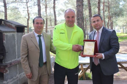 Öğretmenlere ödülleri verildi