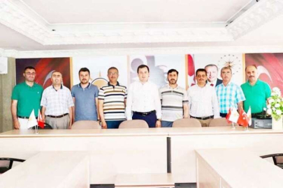 Eğitim Bir Sen Ak Parti’yi ziyaret etti