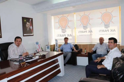 Müdürlerden Ak Parti’ye ziyaret