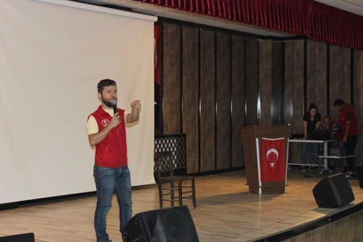 Miniklere Kudüs konferansı verildi
