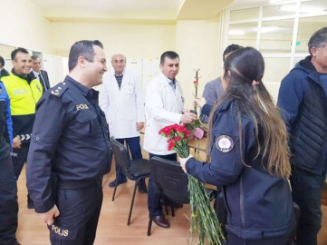 Emniyet öğretmenleri unutmadı