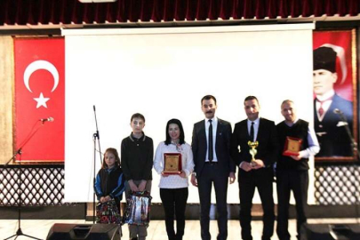 Öğretmen ve öğrencilere ödülleri verildi