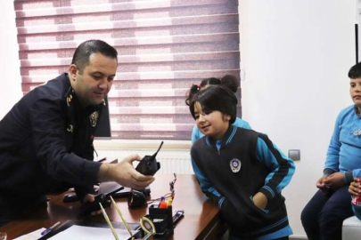 Miniklerden Çiçek’e ziyaret