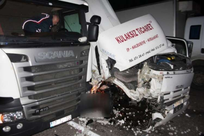 Trafik kazası 1 ölü 1 yaralı