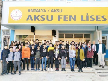 Cumhuriyet gezilere devam ediyor