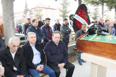 Karadeli sevenlerini yasa boğdu
