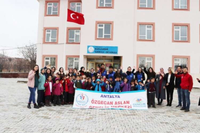 Gönülleri fethettiler