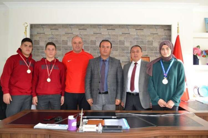 Şampiyonlardan Yıldız'a ziyaret