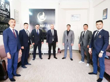 Ülkü Ocak Başkanları Elmalı’da