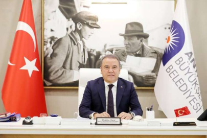    Muhittin Böcek ‘En çok beğenilen belediye başkanı’
