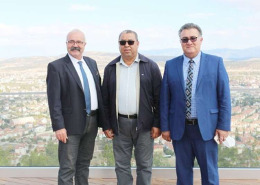 MYO’DA BİR ÇINAR DAHA EMEKLİ OLDU