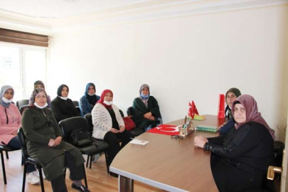  MHP’li Kadınlardan Atatürk İçin Kuran Tilaveti