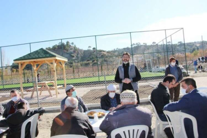Dereköy Mahallesi’ne Sportif Halı Saha