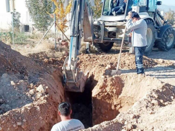 Korkuteli’nde yeni imar yolları  üzerinde kanalizasyon çalışması