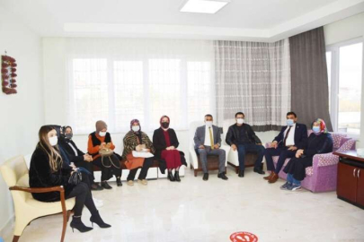 Ak Parti’den Engellilere anlamlı ziyaret