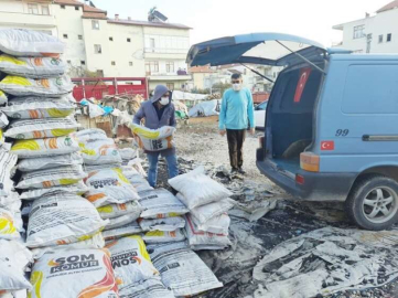 Bin Umut Gönüllüleri’nden ihtiyaç sahiplerine yardım