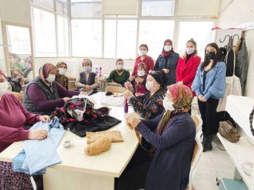   KORKUTELİ ATASEM'DE KURSLAR BAŞLADI