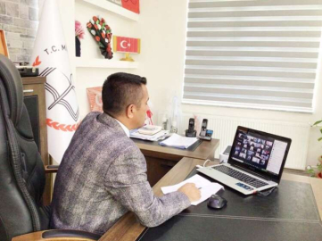  MÜDÜR TAK OKUL MÜDÜRLERİ İLE ONLİNE TOPLANTI YAPTI