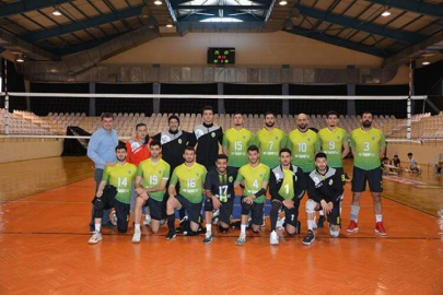 KORKUTELİ’NDE ZİRVE YARIŞI