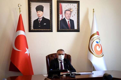 VALİ YAZICI, KAYMAKAMLARLA ONLİNE GÖRÜŞTÜ
