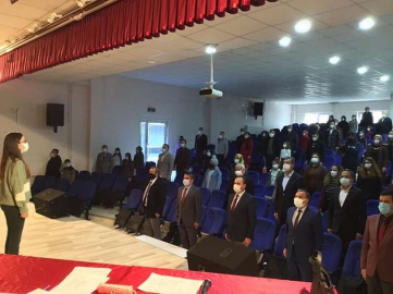 EN GÜZELİNİ OKUMAK İÇİN YARIŞTILAR