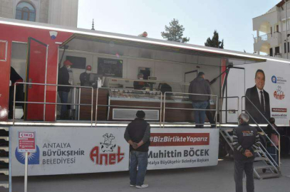 HALK ET MOBİL TIR’A KORKUTELİ’NDE İLGİ BÜYÜK