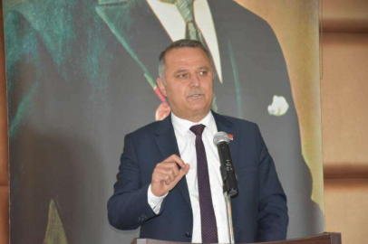 BAYAR GÖREVDEN ALINDI