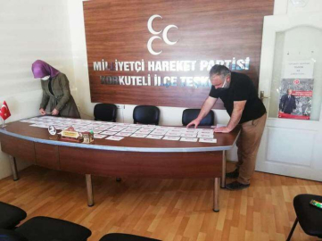 MHP’DEN İHTİYAÇ SAHİPLERİNE GIDA YARDIM KARTI