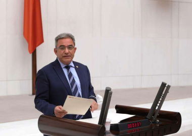 TURİZMDE YAŞANAN KRİZ TBMM GÜNDEMİNDE