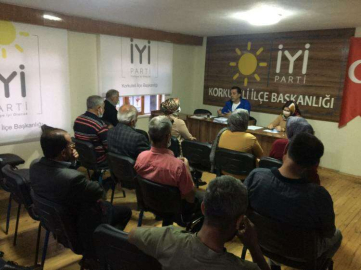 İYİ PARTİ AYLIK TOPLANTISINI YAPTI
