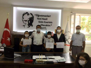 BAŞARILI PROJE MUCİTLERİNDEN MİLLİ EĞİTİME ZİYARET