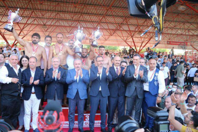 MEGA STAR ALİ GÜRBÜZ İLE ALTIN KEMER KORKUTELİ’NİN