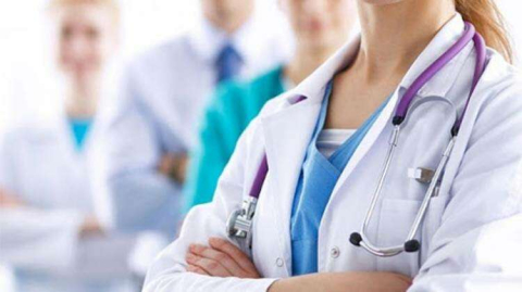 SAĞLIK ÇALIŞANLARININ İZİNLERİ İPTAL EDİLDİ