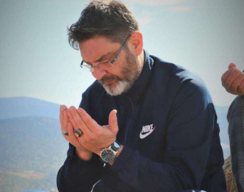BAŞKAN İŞLEK İZNE ÇIKTI