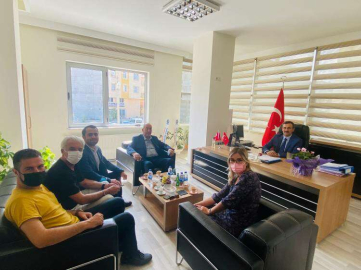 CHP HEYETİNDEN ÇETİNKAYA’YA HAYIRLI OLSUN ZİYARETİ