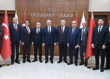 ANTALYA'DAN DİYARBAKIR ÇIKARTMASI