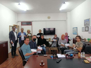 EĞİTİM BİR SEN’DEN ÖĞRETMENLERE FİDAN BAĞIŞI