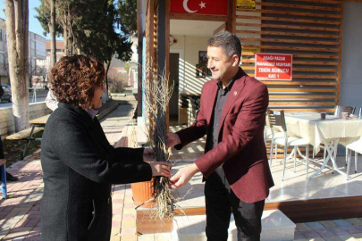  KORKUTELİ’NE 2 BİN 300 ADET FİDAN