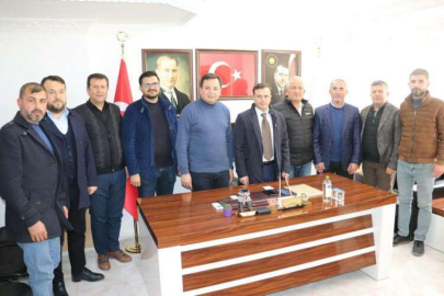 KAYMAKAM ÖZDEMİR’DEN AK PARTİ’YE İADE-İ ZİYARET