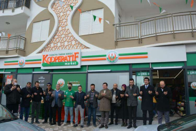 KORKUTELİ’NDE TARIM KREDİ KOOPERATİF MARKET AÇILDI