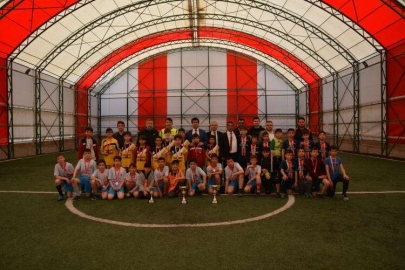 OKUL SPORLARI FUTBOL TURNUVASI TAMAMLANDI